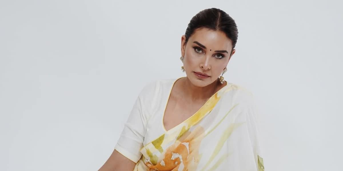 Lisa Ray_Bollywood Celebrity
